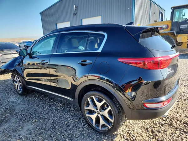 KNDPRCA6XJ7424061 2018 KIA SPORTAGE - Image 2
