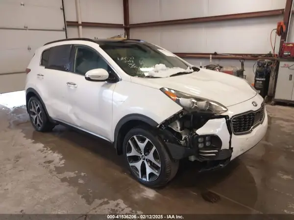 KNDPRCA6XK7619563 2019 KIA SPORTAGE - Image 1