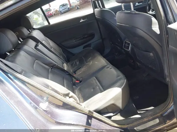 KNDPRCA6XL7655559 2020 KIA SPORTAGE - Image 8