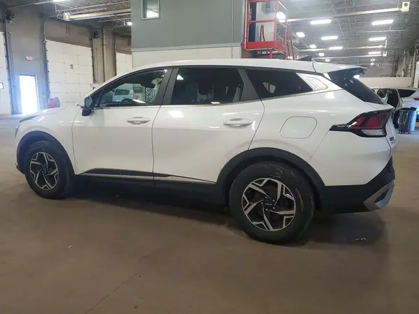 KNDPU3AF0P7067741 2023 KIA SPORTAGE - Image 2