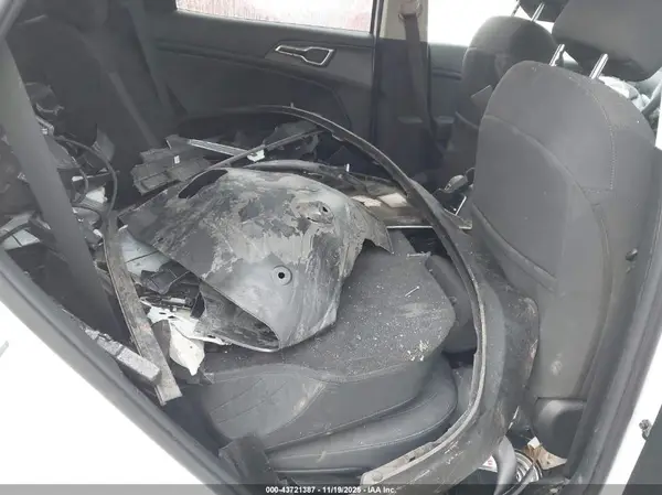 KNDPU3AF0P7161893 2023 KIA SPORTAGE - Image 8