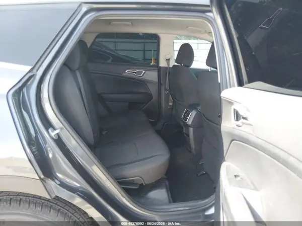 KNDPU3AF1P7069630 2023 KIA SPORTAGE - Image 8