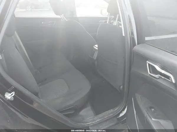 KNDPU3AF2P7035437 2023 KIA SPORTAGE - Image 8