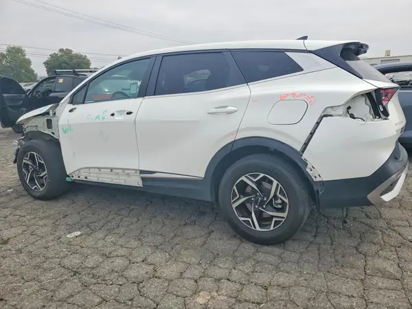 KNDPU3AF2P7079244 2023 KIA SPORTAGE - Image 2