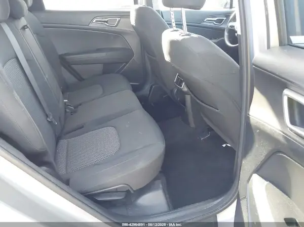 KNDPU3AF2P7091264 2023 KIA SPORTAGE - Image 8