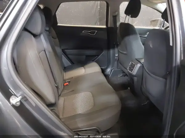 KNDPU3AF3P7144277 2023 KIA SPORTAGE - Image 8