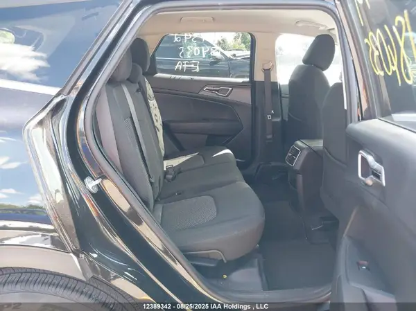 KNDPU3AF3P7184035 2023 KIA SPORTAGE - Image 8