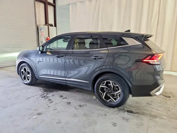 KNDPU3AF5P7132731 2023 KIA SPORTAGE - Image 2