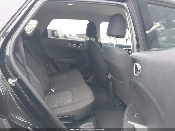 KNDPU3AF5P7144927 2023 KIA SPORTAGE - Image 8