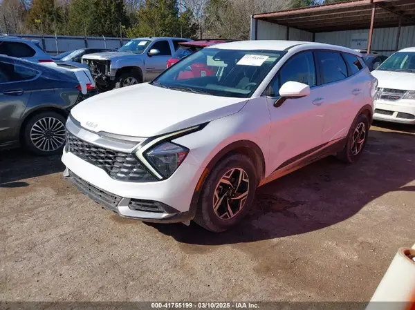 KNDPU3AF6P7048501 2023 KIA SPORTAGE - Image 2