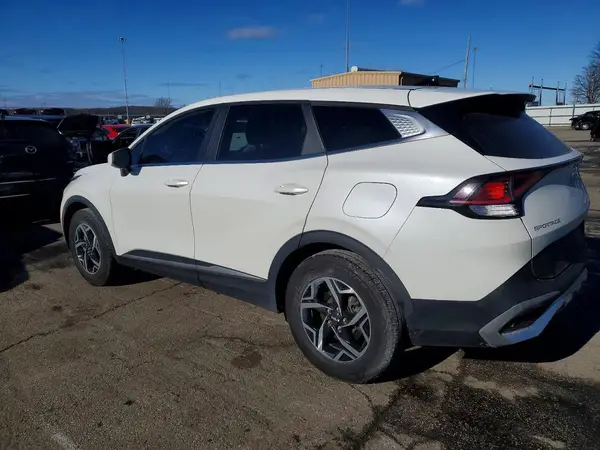 KNDPU3AF6P7064889 2023 KIA SPORTAGE - Image 2