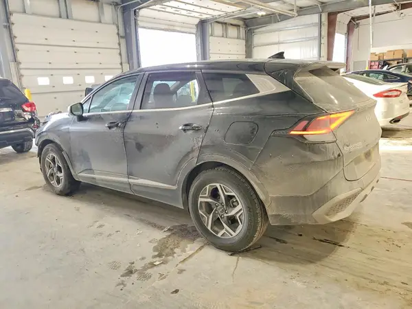 KNDPU3AF6P7084396 2023 KIA SPORTAGE - Image 2