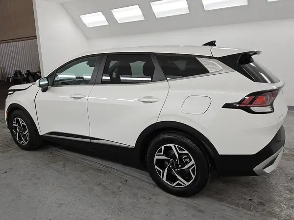 KNDPU3AF6P7129336 2023 KIA SPORTAGE - Image 2