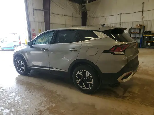 KNDPU3AF6P7163132 2023 KIA SPORTAGE - Image 2