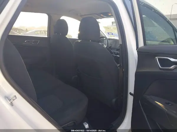 KNDPU3AF7P7129362 2023 KIA SPORTAGE - Image 8