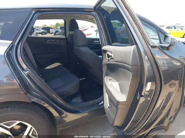 KNDPU3AF7P7136103 2023 KIA SPORTAGE - Image 8