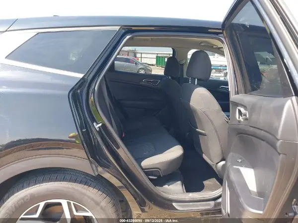 KNDPU3AF7P7169408 2023 KIA SPORTAGE - Image 8