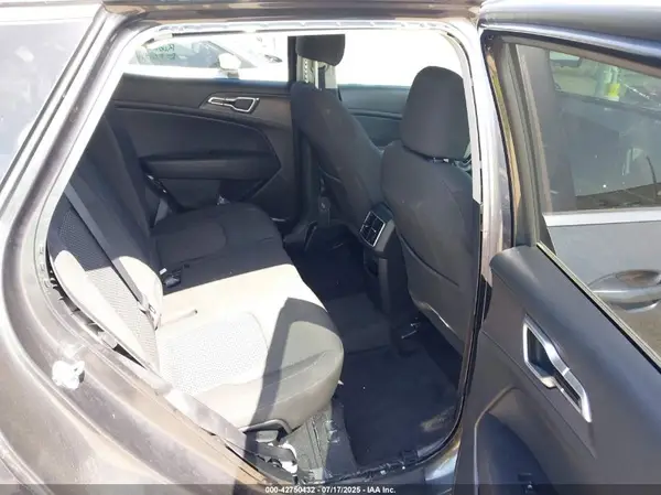 KNDPU3AF7P7172907 2023 KIA SPORTAGE - Image 8