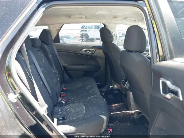 KNDPU3AF8P7036849 2023 KIA SPORTAGE - Image 8