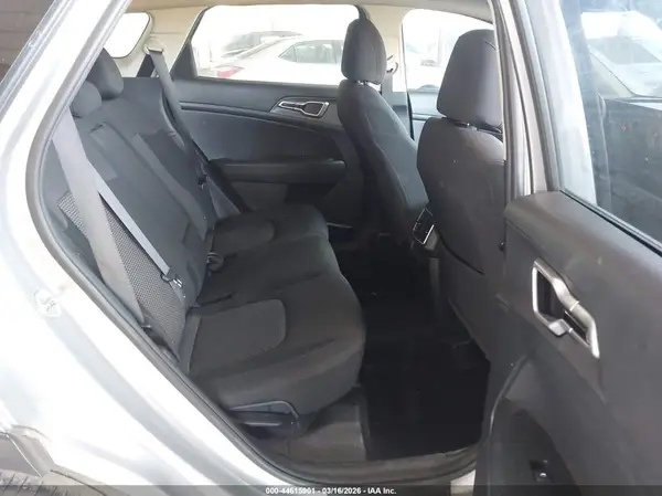 KNDPU3AF8P7037726 2023 KIA SPORTAGE - Image 8