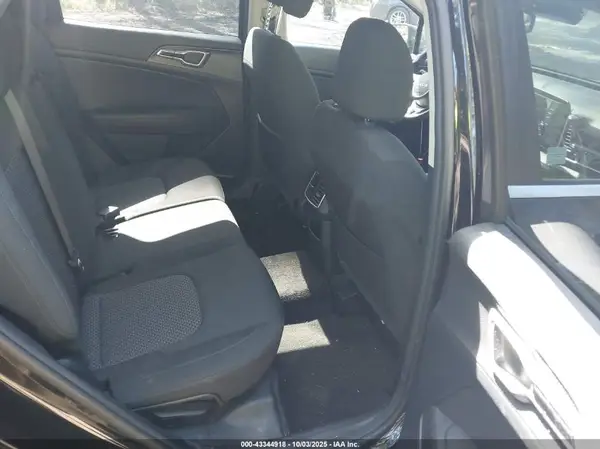 KNDPU3AF8P7041680 2023 KIA SPORTAGE - Image 8
