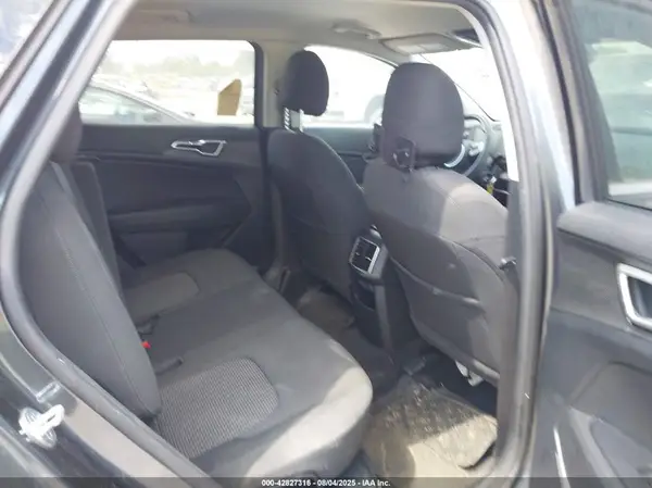KNDPU3AF8P7109170 2023 KIA SPORTAGE - Image 8