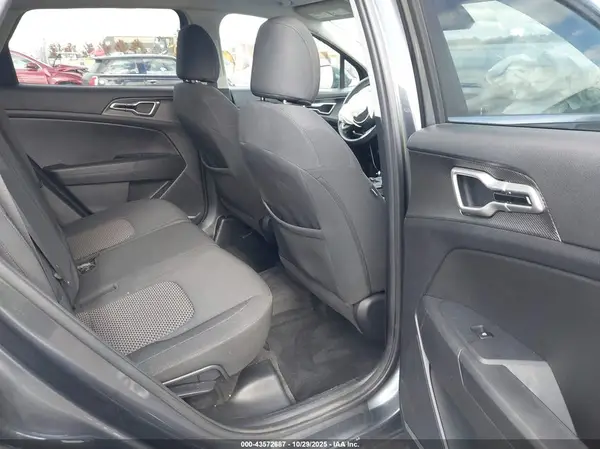 KNDPU3AF8P7184225 2023 KIA SPORTAGE - Image 8