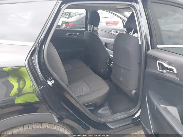 KNDPU3AF9P7100865 2023 KIA SPORTAGE - Image 8