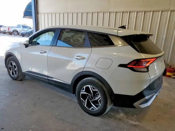 KNDPU3AF9P7116757 2023 KIA SPORTAGE - Image 2