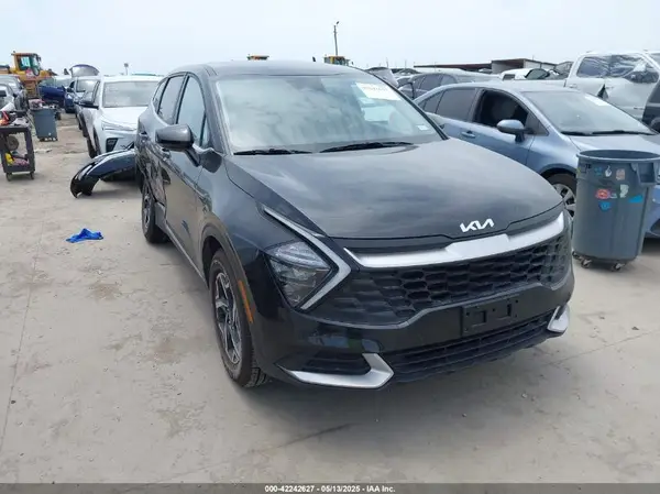 KNDPU3AF9P7135616 2023 KIA SPORTAGE - Image 1
