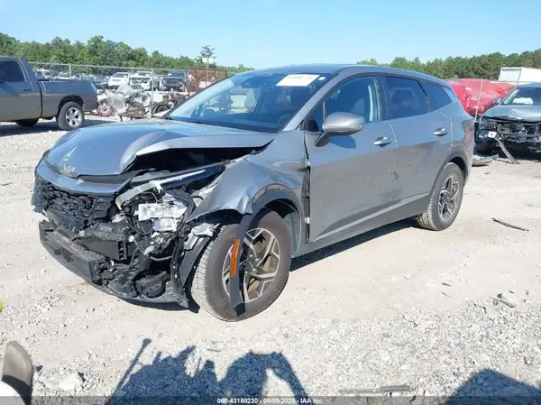 KNDPU3AFXP7127489 2023 KIA SPORTAGE - Image 2