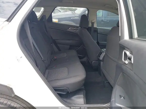 KNDPU3AFXP7212042 2023 KIA SPORTAGE - Image 8