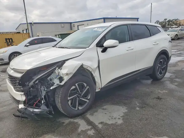 KNDPU3AG8P7053319 2023 KIA SPORTAGE - Image 1