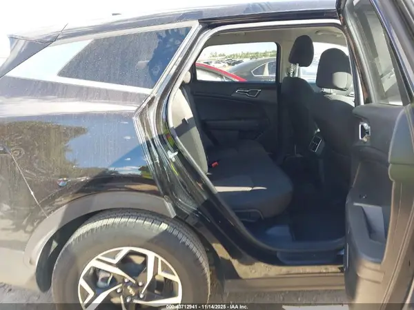 KNDPU3DF4R7283056 2024 KIA SPORTAGE - Image 8