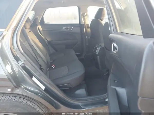 KNDPU3DF5R7308000 2024 KIA SPORTAGE - Image 8