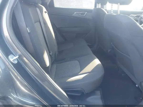 KNDPU3DF7R7284203 2024 KIA SPORTAGE - Image 8