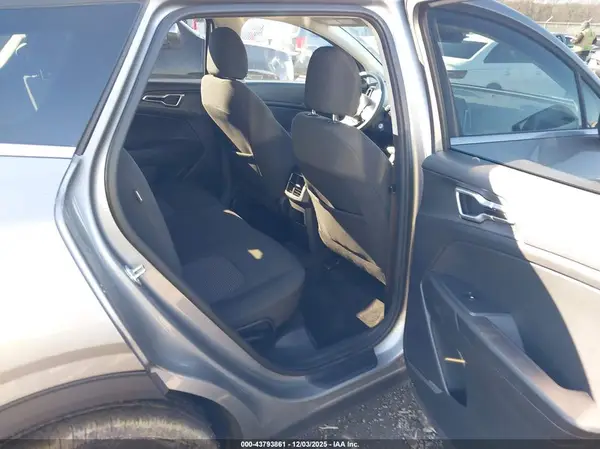 KNDPU3DF9S7328885 2025 KIA SPORTAGE - Image 8