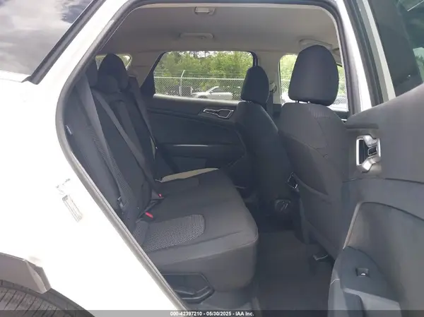 KNDPU3DG2S7203784 2025 KIA SPORTAGE - Image 8
