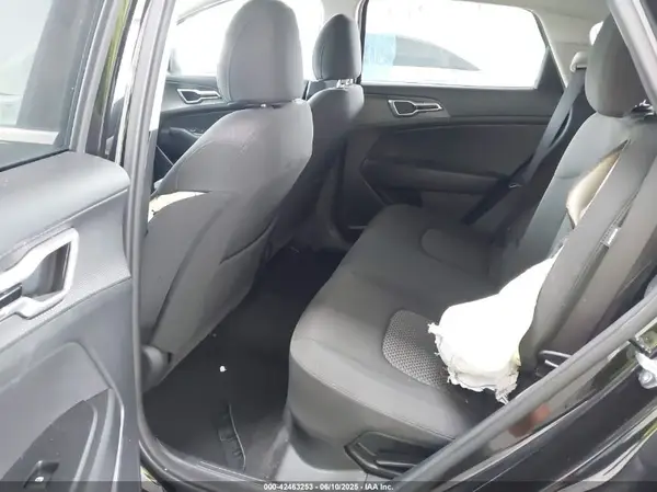 KNDPU3DG4R7138107 2024 KIA SPORTAGE - Image 8