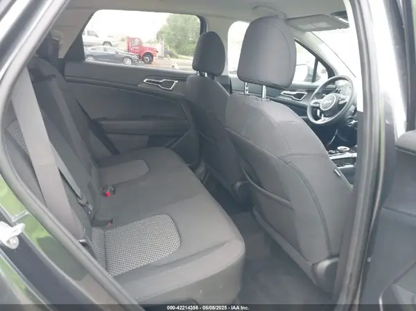 KNDPU3DG4S7196045 2025 KIA SPORTAGE - Image 8