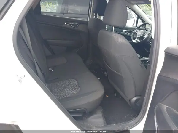 KNDPUCAF0P7058053 2023 KIA SPORTAGE - Image 8