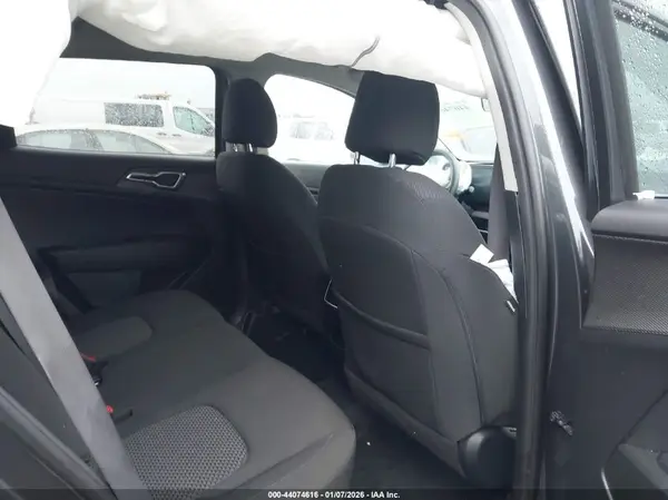 KNDPUCAF0P7074804 2023 KIA SPORTAGE - Image 8