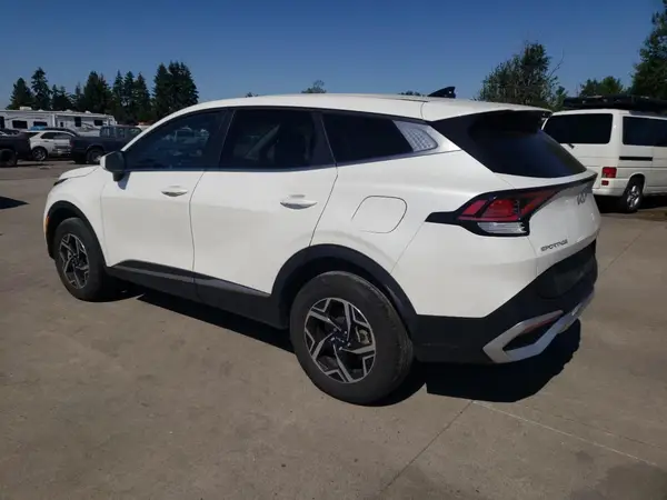 KNDPUCAF0P7098195 2023 KIA SPORTAGE - Image 2