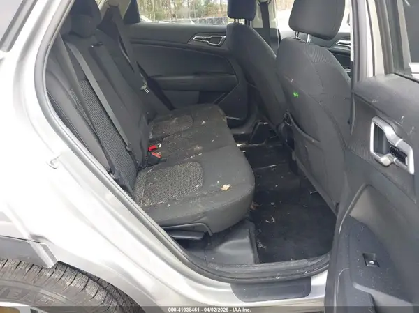 KNDPUCAF0P7186602 2023 KIA SPORTAGE - Image 8