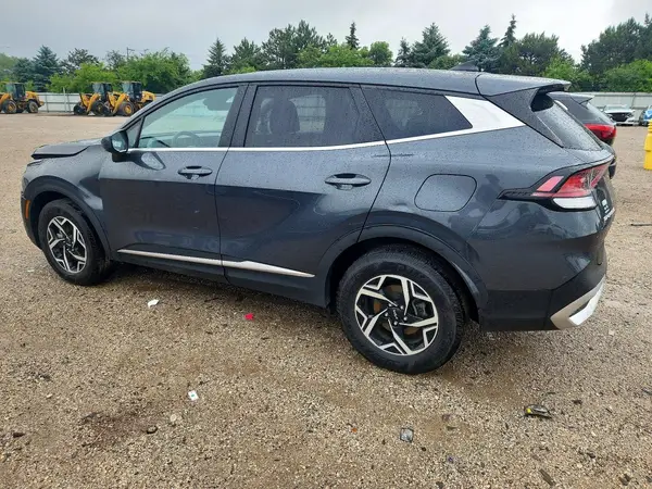 KNDPUCAF1P7040175 2023 KIA SPORTAGE - Image 2