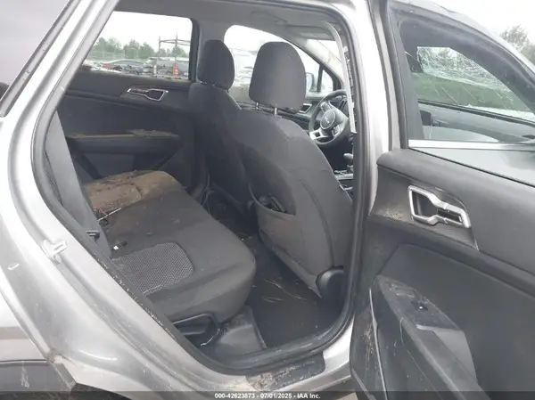 KNDPUCAF2P7039181 2023 KIA SPORTAGE - Image 8