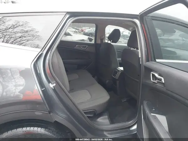 KNDPUCAF2P7132377 2023 KIA SPORTAGE - Image 8