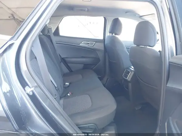 KNDPUCAF2P7152788 2023 KIA SPORTAGE - Image 8