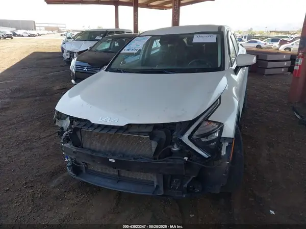 KNDPUCAF3P7085053 2023 KIA SPORTAGE - Image 2