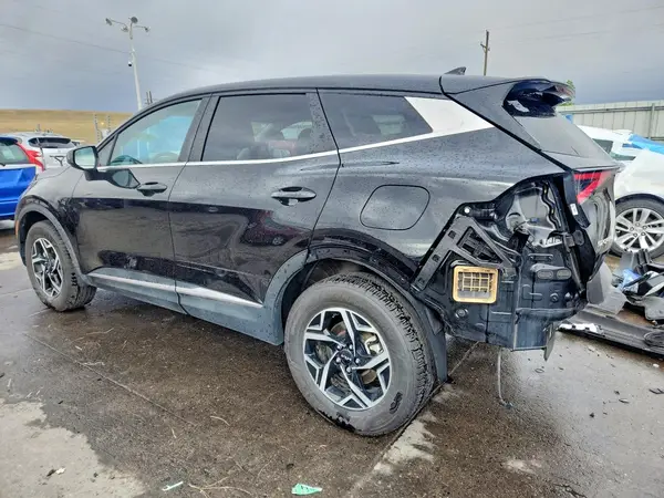 KNDPUCAF3P7094643 2023 KIA SPORTAGE - Image 2